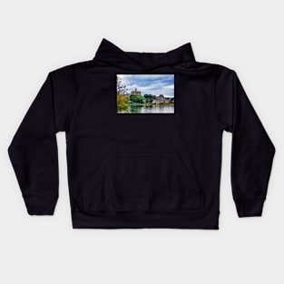 A view of the River Coquet, Warkworth, Northumberland Kids Hoodie